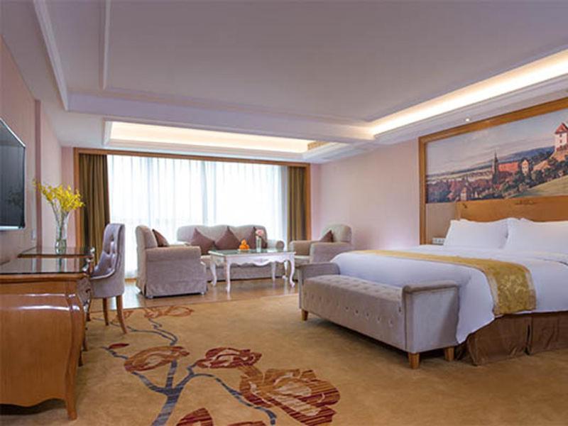 Vienna Hotel Guangzhou Baiyun Dongping Middle Road Bagian luar foto