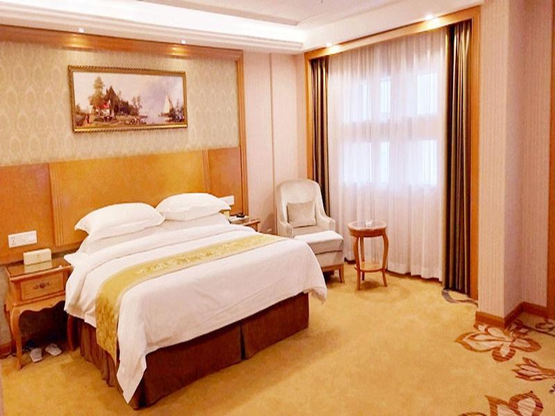 Vienna Hotel Guangzhou Baiyun Dongping Middle Road Bagian luar foto