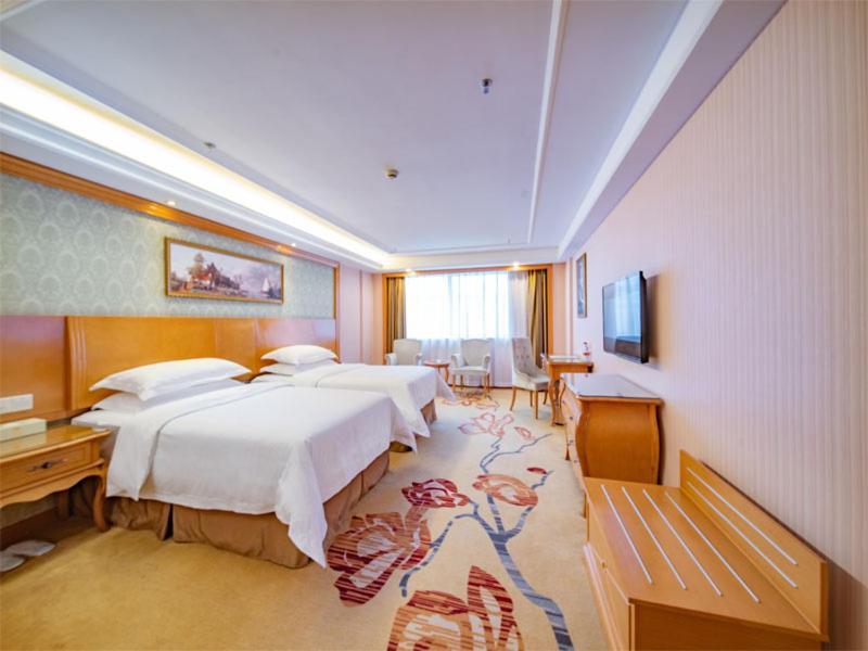 Vienna Hotel Guangzhou Baiyun Dongping Middle Road Bagian luar foto