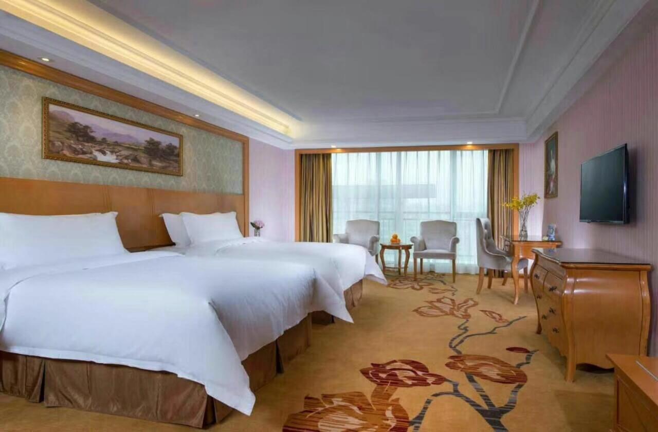 Vienna Hotel Guangzhou Baiyun Dongping Middle Road Bagian luar foto